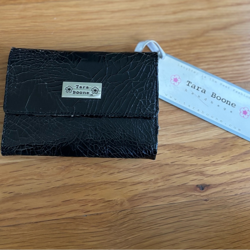 NWT Tara Boone Women's Wallet - Picture 2 of 8